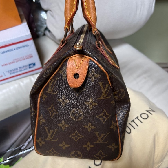 AUTHENTIC Louis Vuitton Speedy 25š«¶š¼ - Picture 14 of 16